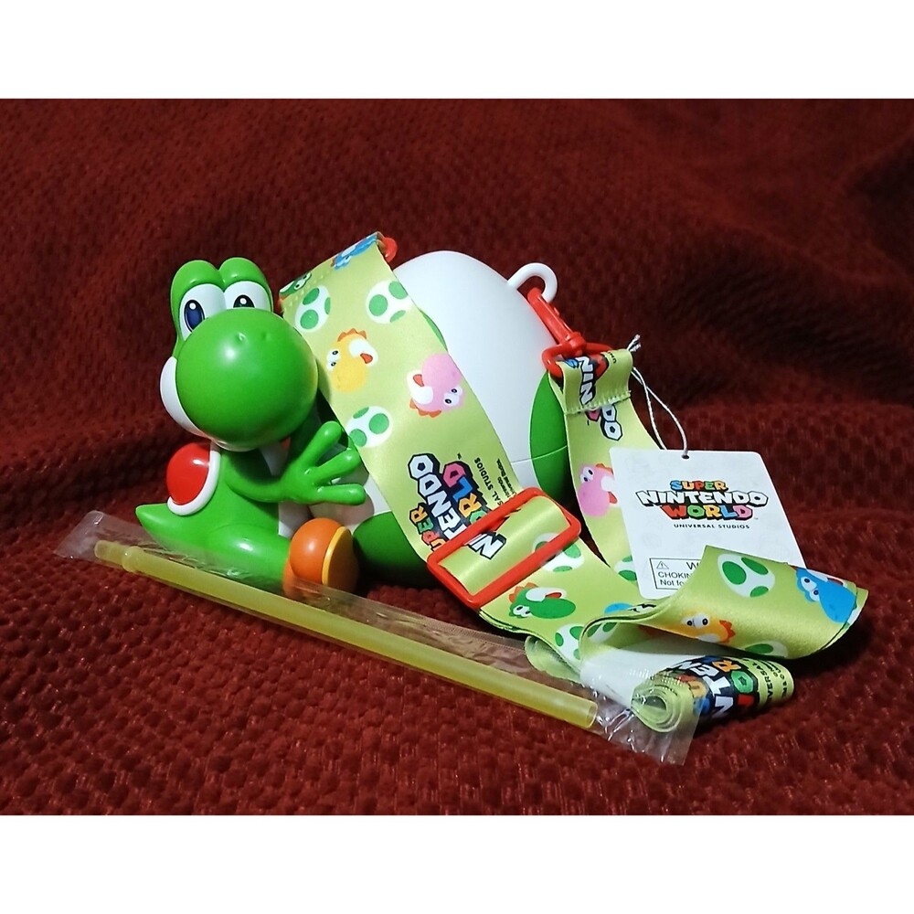 Universal Studios ORLANDO 2026 Yoshi Egg Sipper Cup with Lanyard NWT